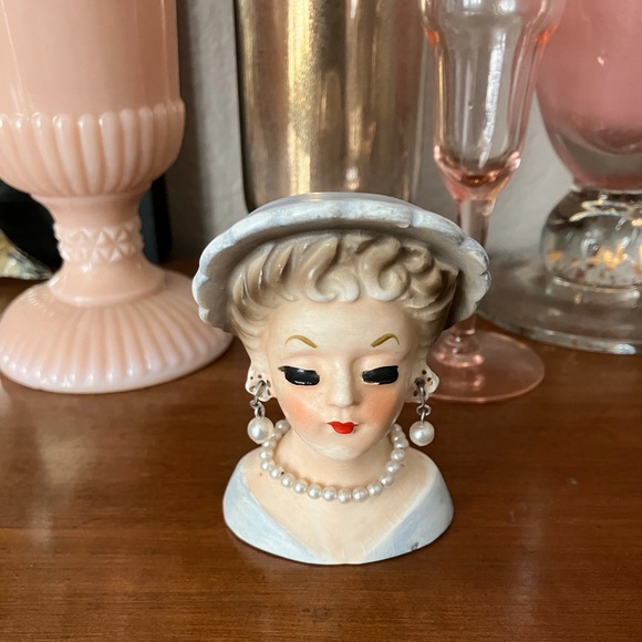 Vintage Mini Lady Head Vase - Picture 1 of 8
